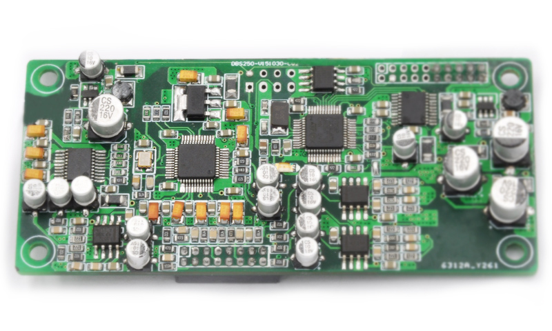 24bit/48Khz取样频率,56bit定点DSP处理器。 2通道立体声输入,6通道自由配置输出,独立算法过程控制。 支持外置控制器接口,数码管或OLED方式的人机界面控制器。 支持低音音量独立控制。 6组效果记忆存储。 精巧工艺,体积小,更合适做嵌入式扩展二次开发。 系统简单,稳定性极高。 无驱USB联机设计,联接工程调音软件更简单,无需另外安装USB驱动程序。